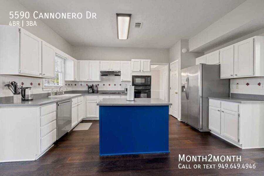 5590 Cannonero Dr - Photo 7 of 42