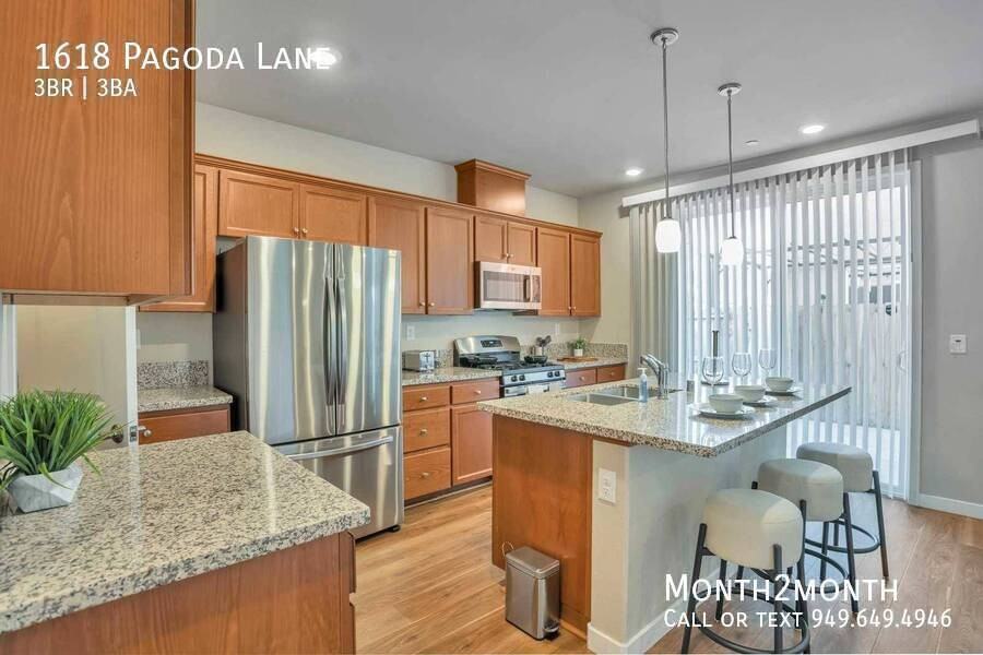 1618 Pagoda Ln - Photo 4 of 33