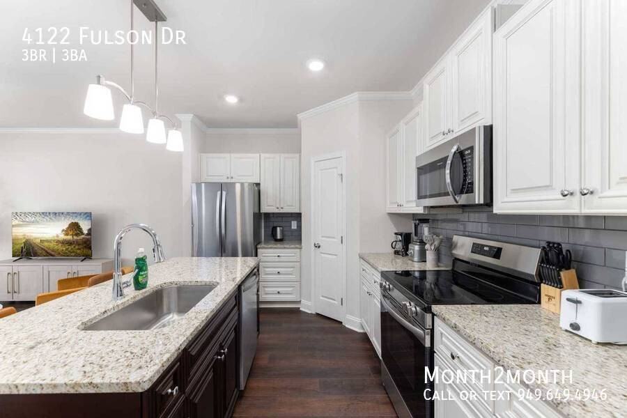 4122 Fulson Dr - Photo 6 of 35