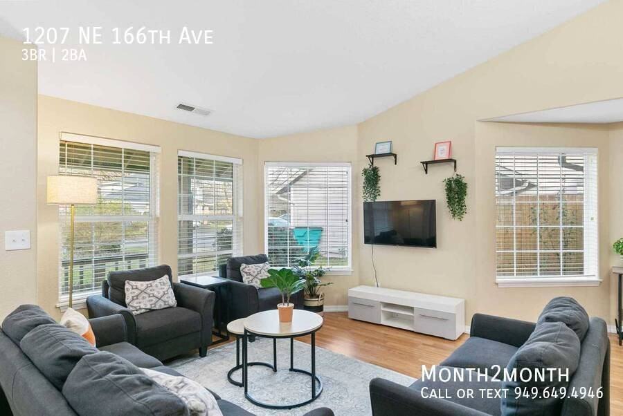 1207 Ne 166th Ave - Photo 2 of 25