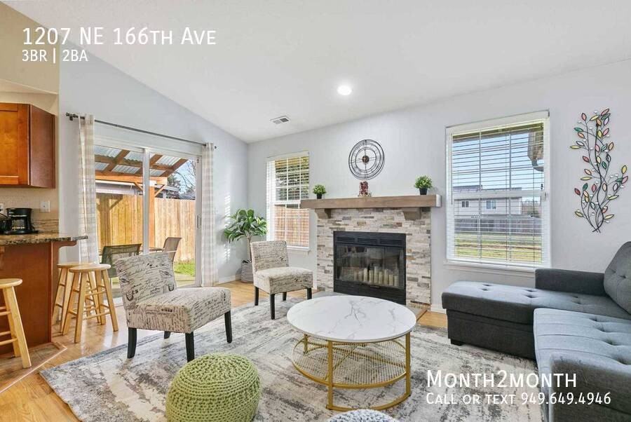 1207 Ne 166th Ave - Photo 5 of 25
