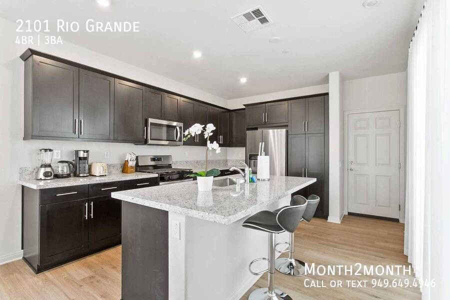 2101 Rio Grande - Photo 5 of 20