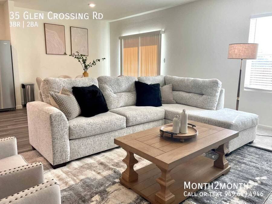 35 Glen Crossing Rd - Photo 2 of 27