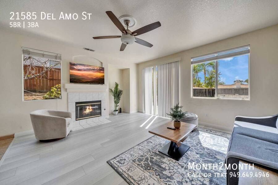 21585 Del Amo St - Photo 4 of 45