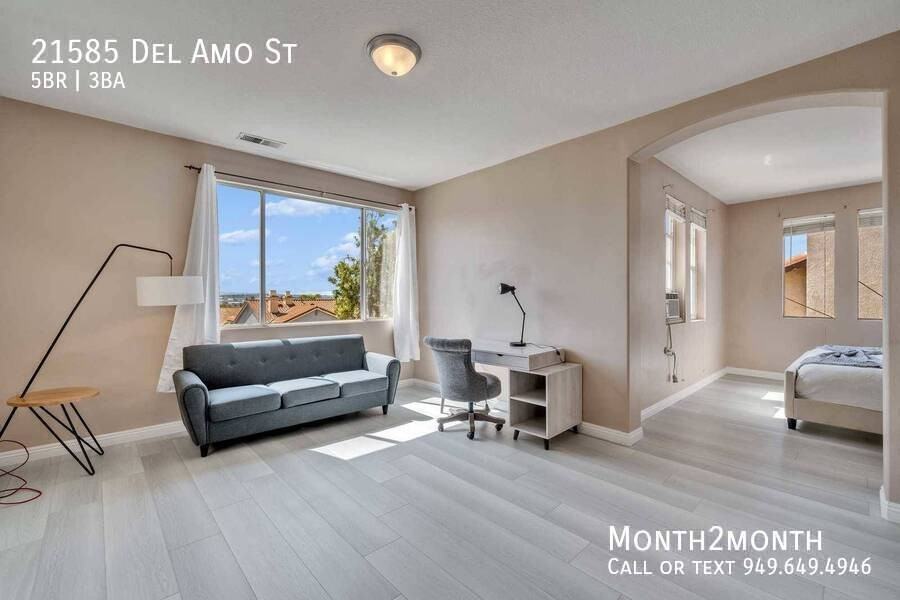 21585 Del Amo St - Photo 7 of 45
