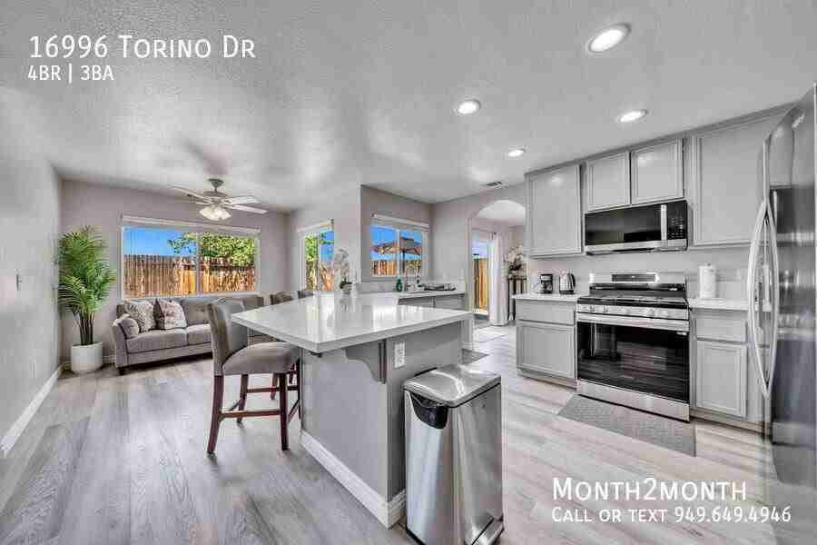 16996 Torino Dr - Photo 6 of 29