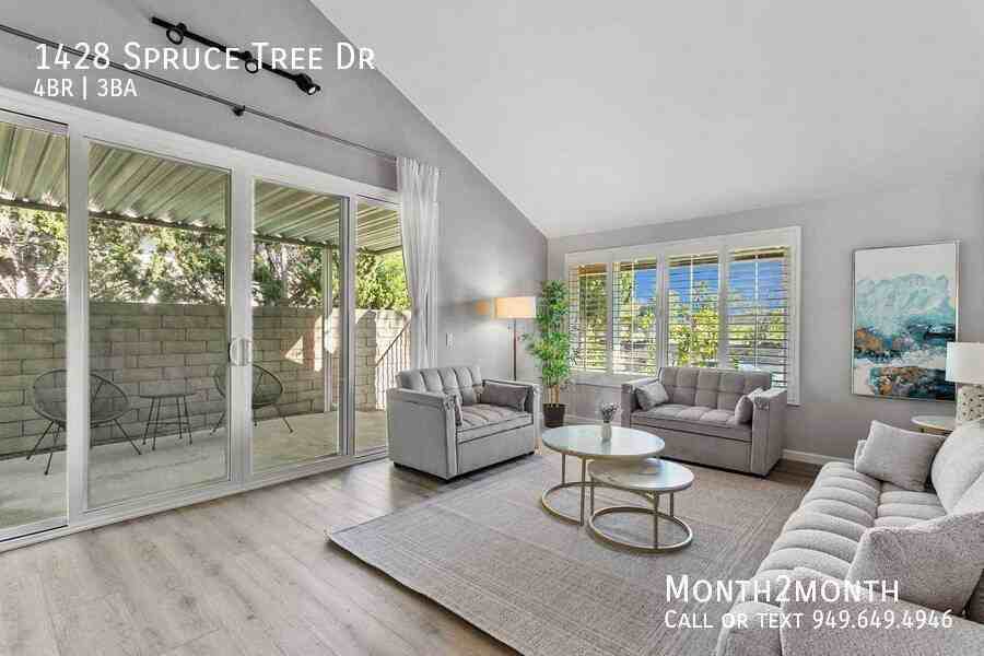 1428 Spruce Tree Dr - Photo 5 of 31