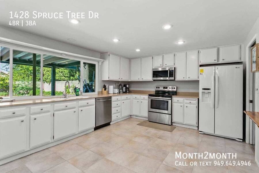 1428 Spruce Tree Dr - Photo 7 of 31