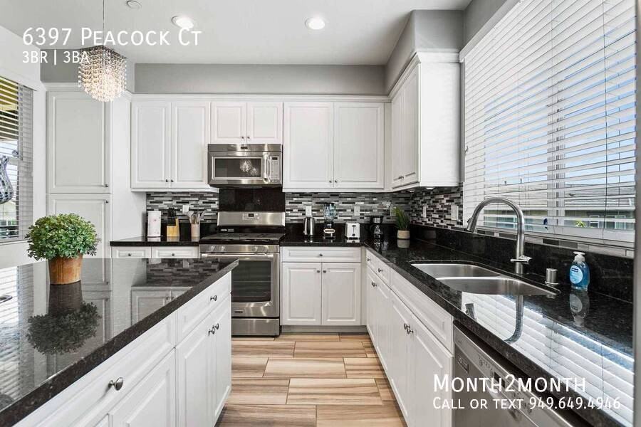 6397 Peacock Ct - Photo 7 of 26