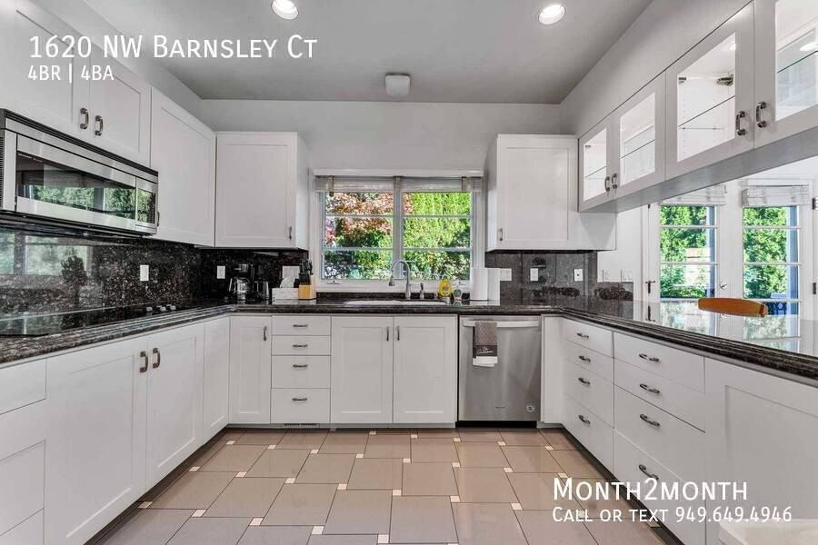 1620 Nw Barnsley Ct - Photo 7 of 35