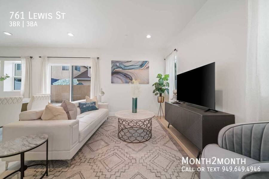 761 Lewis St - Photo 3 of 33