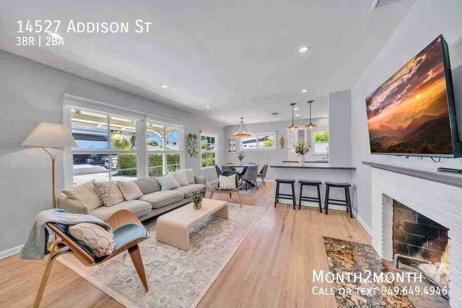 14527 Addison St - Photo 2 of 30