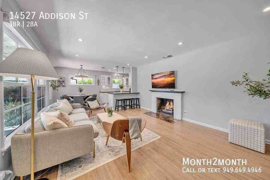 14527 Addison St - Photo 3 of 30