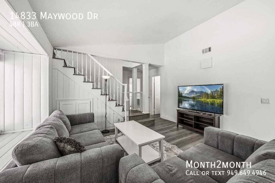 14833 Maywood Dr - Photo 2 of 39