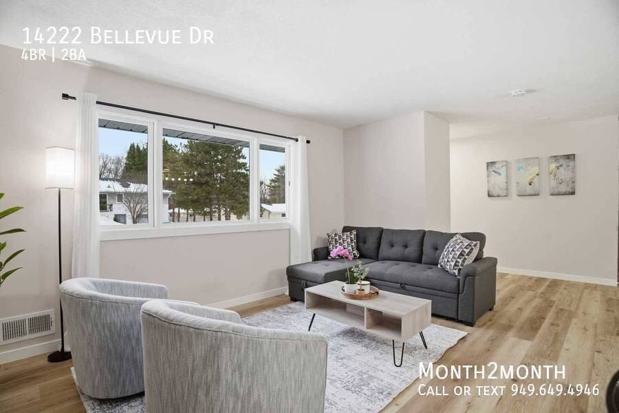 14222 Bellevue Dr - Photo 3 of 50