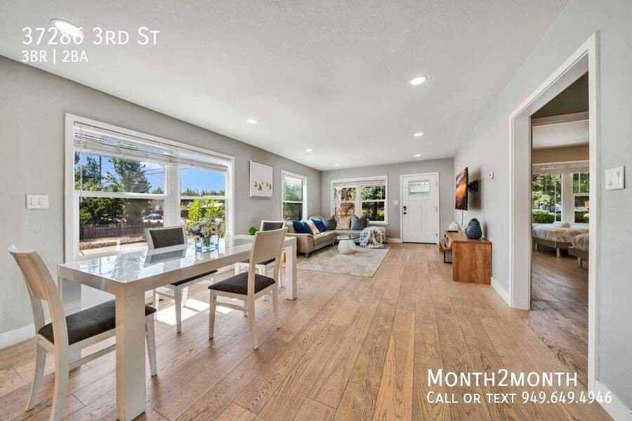 37286 3rd St - Photo 7 of 45