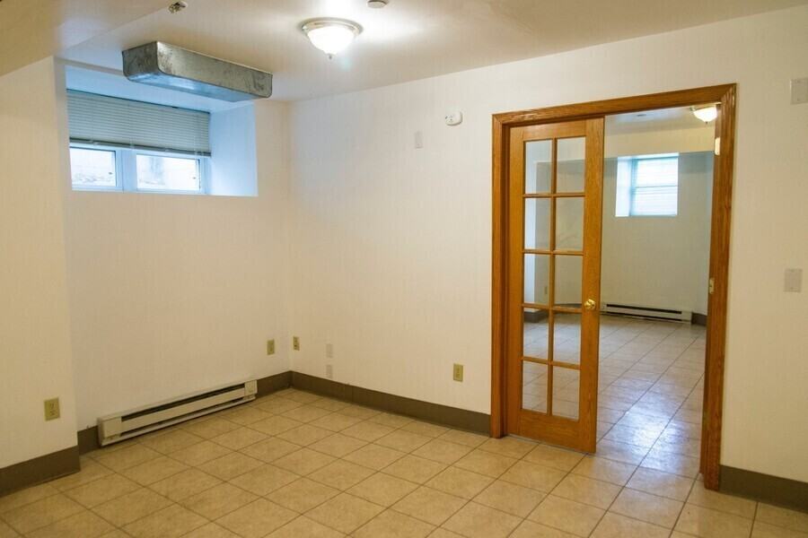 302 N 16th Ave E #7 - Photo 5 of 17