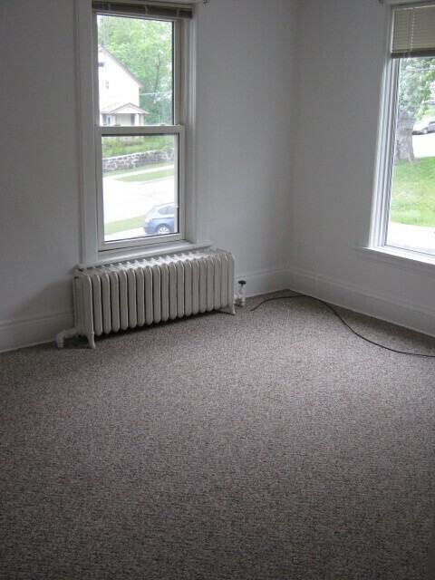 302 N 16th Ave E #7 - Photo 7 of 17