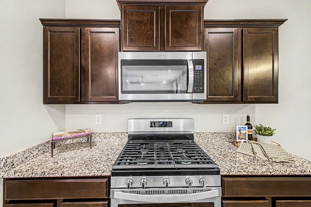 315 W Aberdeen St #1 - Photo 4 of 22