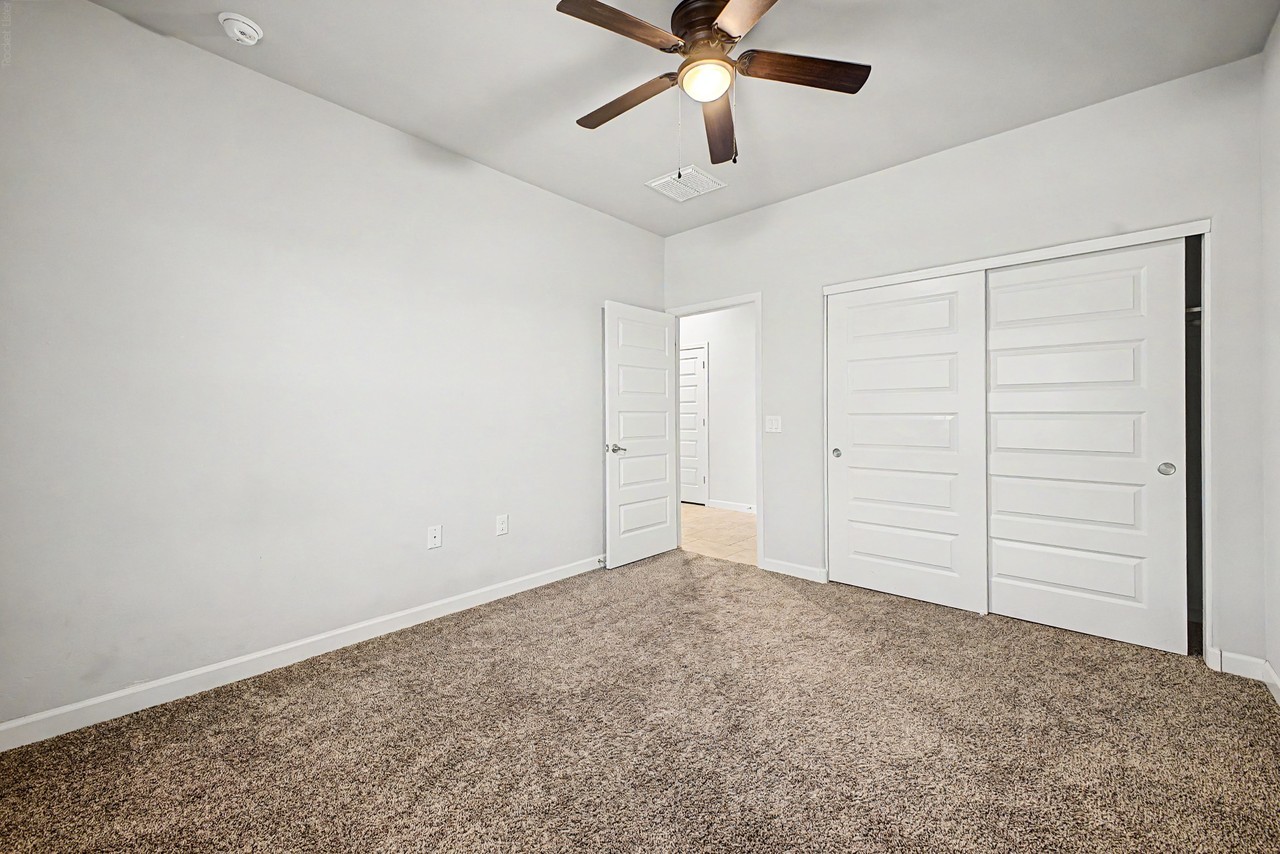 315 W Aberdeen St #1 - Photo 7 of 22