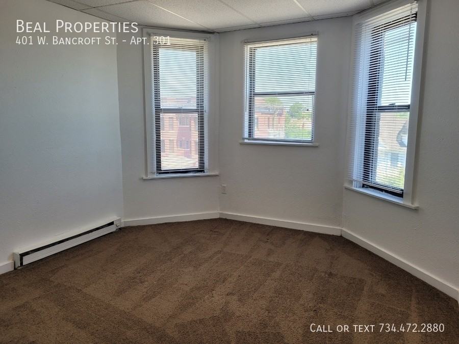 401 W Bancroft St #301 - Photo 5 of 10