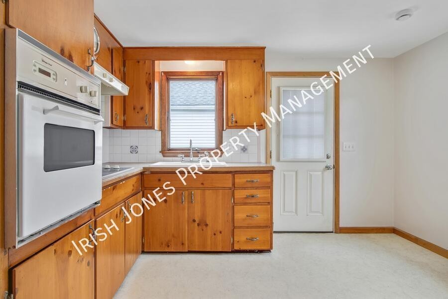 17 Houston St - Photo 5 of 15