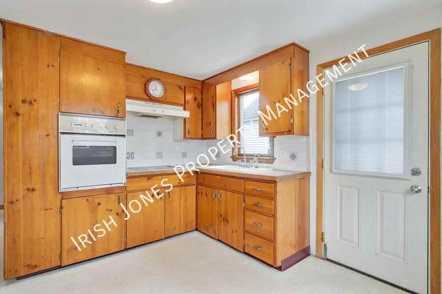 17 Houston St - Photo 6 of 15