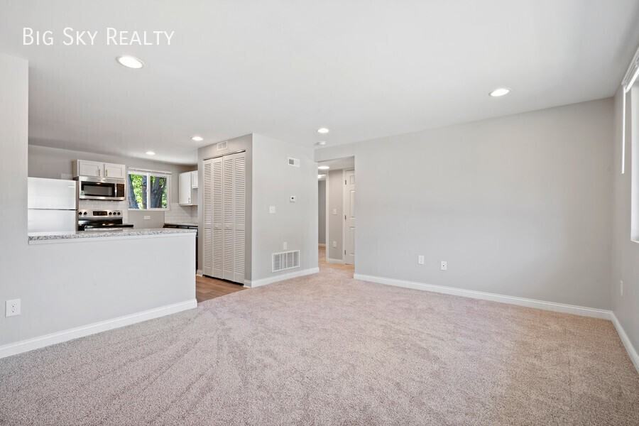 126 Town St #136C - Photo 6 of 23
