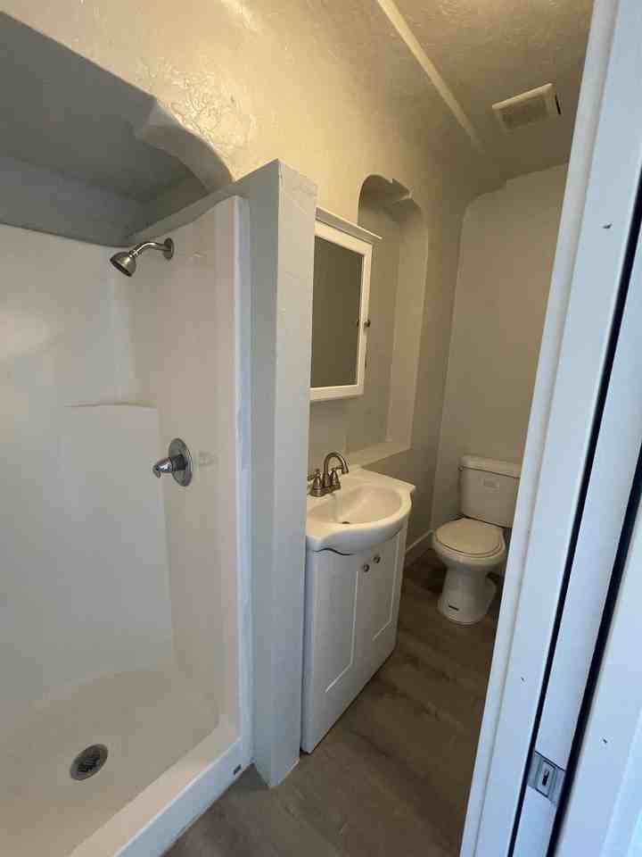139 Pine St #139PINEST3 - Photo 2 of 5
