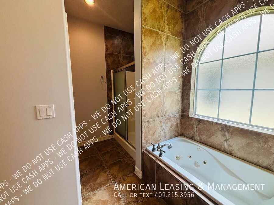 3520 Canyon Ln - Photo 5 of 11