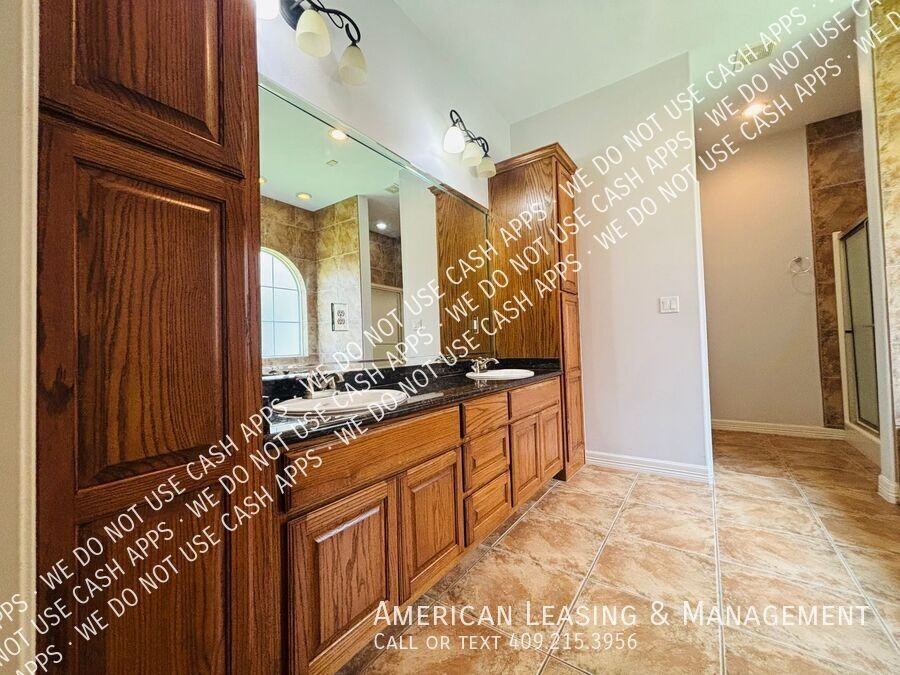 3520 Canyon Ln - Photo 7 of 11