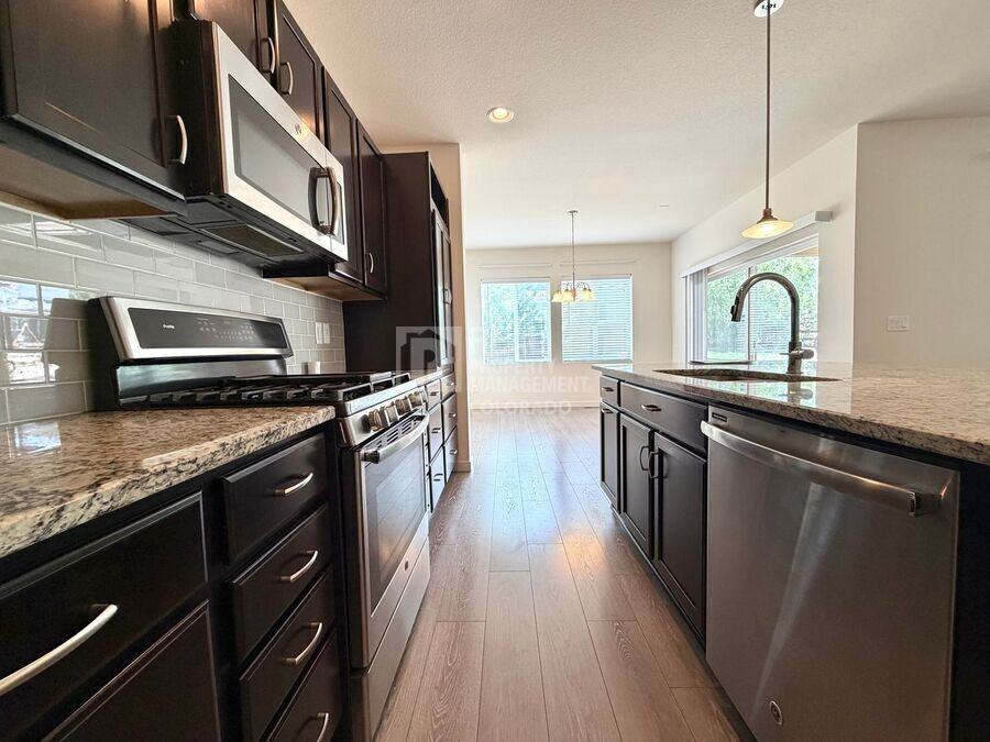 14027 Touchstone St - Photo 6 of 23