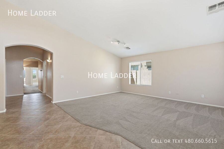 4101 E Longhorn St - Photo 7 of 50