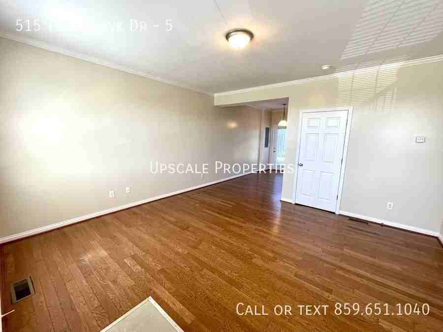 515 Tomahawk Dr #5 - Photo 3 of 15