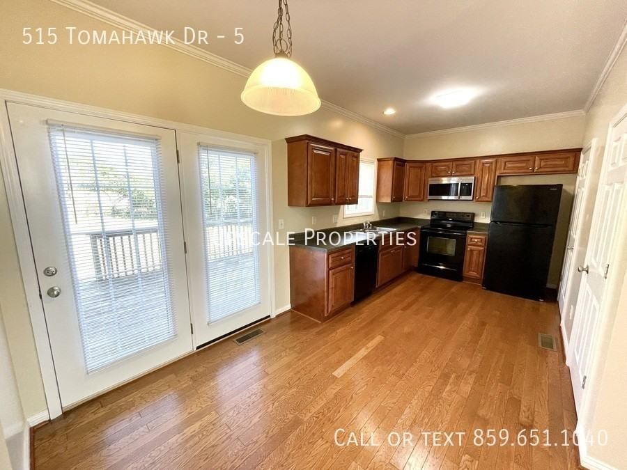 515 Tomahawk Dr #5 - Photo 4 of 15