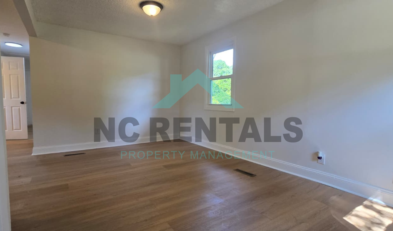 1041 Short St - Photo 6 of 29