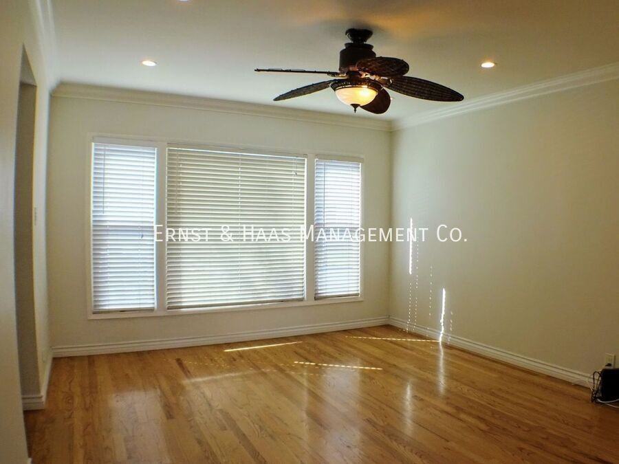 2953 Silva St - Photo 3 of 23