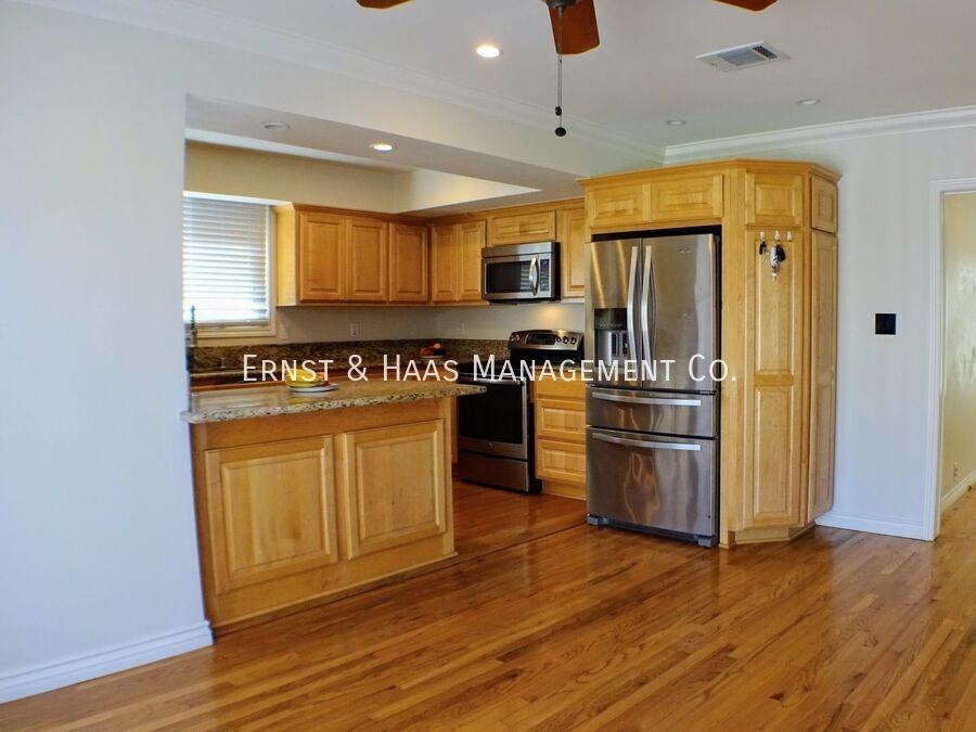 2953 Silva St - Photo 6 of 23