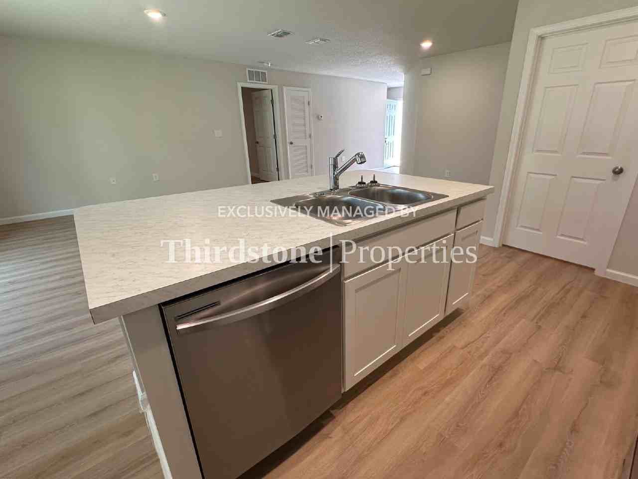5024 Paris Ave - Photo 5 of 21