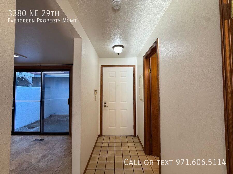 3380 Ne 29th St - Photo 7 of 31