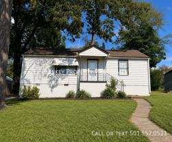 4608 Grand Ave - Photo 1 of 1
