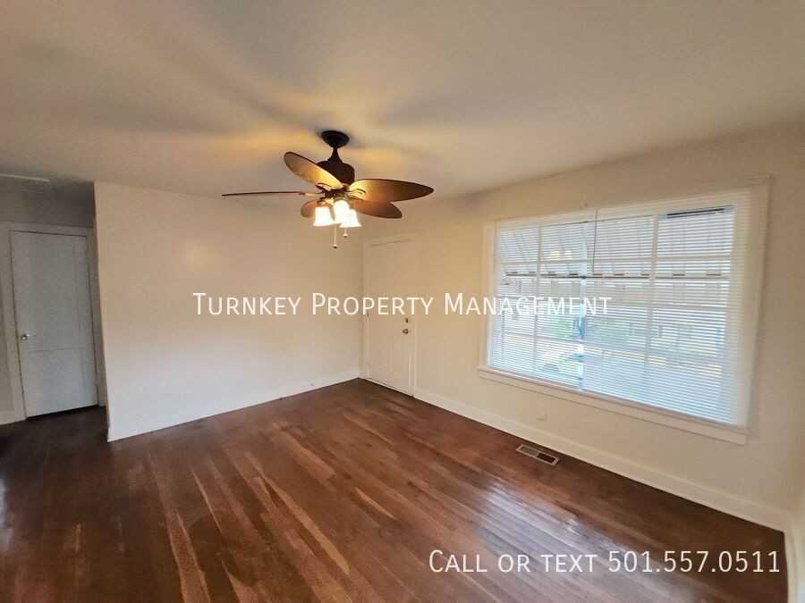 4608 Grand Ave - Photo 7 of 9