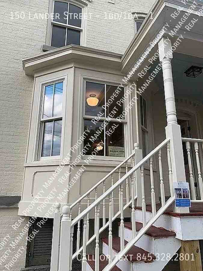 150 Lander Street - 1bd/1ba #1 - Photo 3 of 17