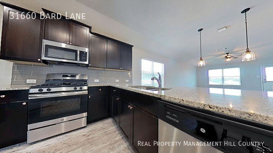 31660 Bard Ln - Photo 6 of 17