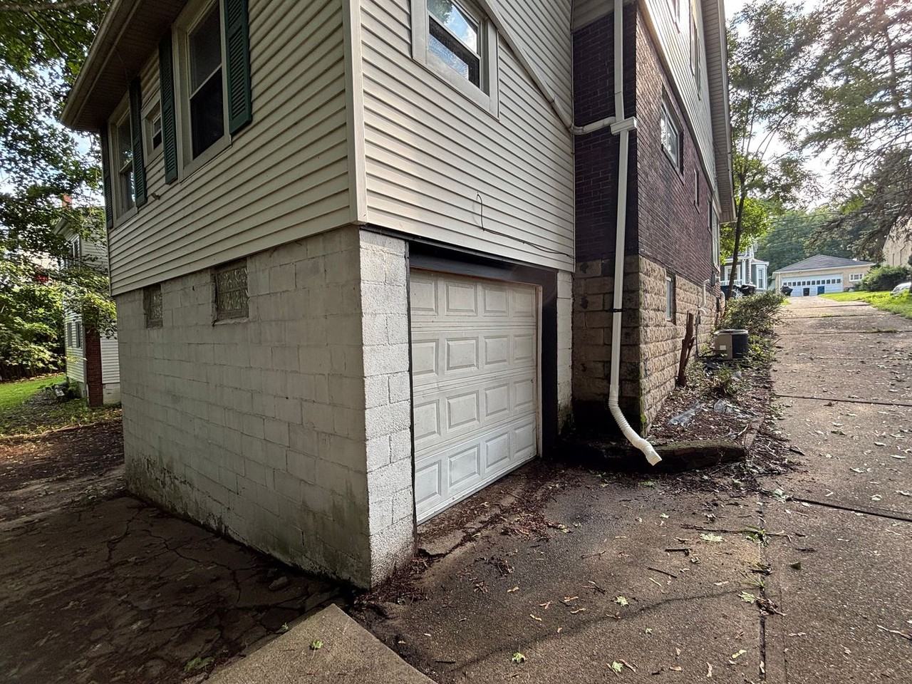 120 Conestoga Rd - Photo 5 of 35
