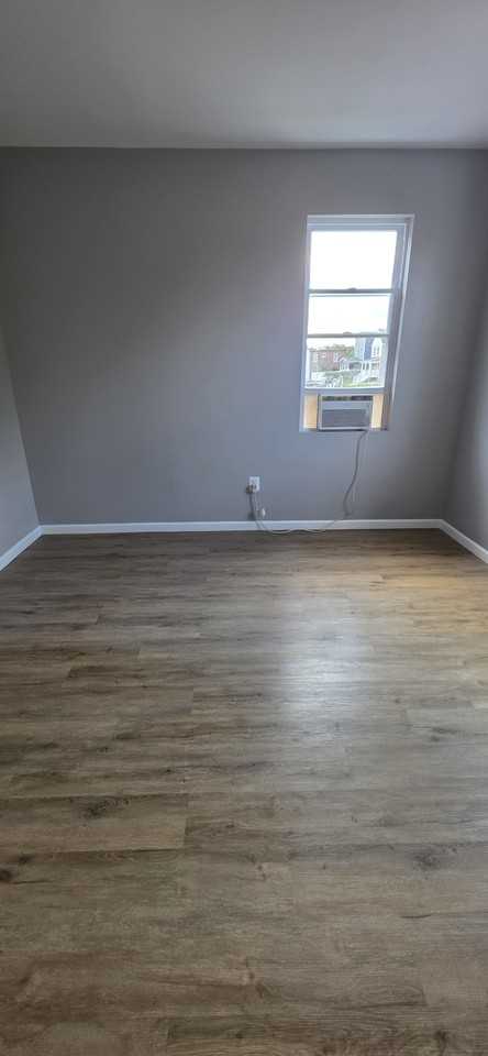 629 Dumbarton Ave - Photo 6 of 11