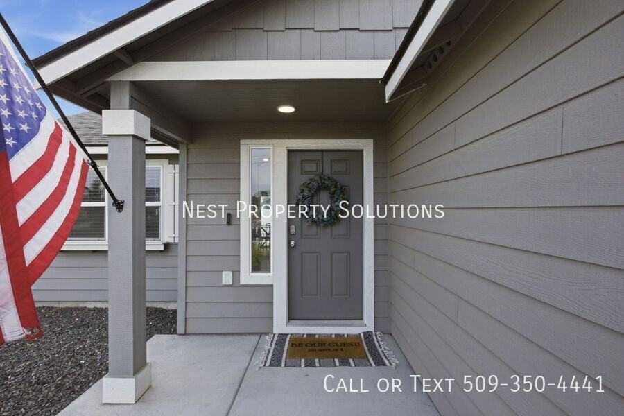207 N Paxson Dr - Photo 2 of 24