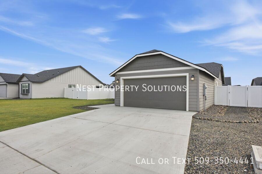 207 N Paxson Dr - Photo 3 of 24
