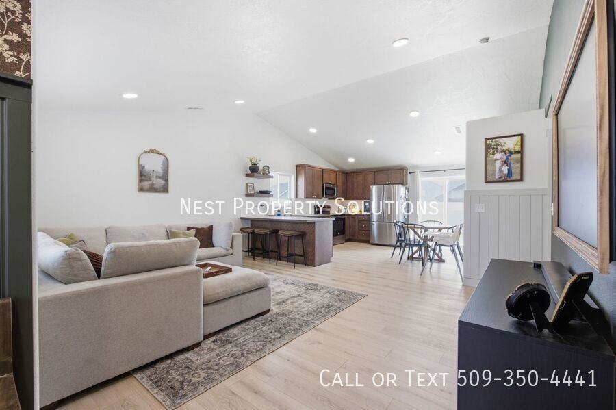 207 N Paxson Dr - Photo 6 of 24