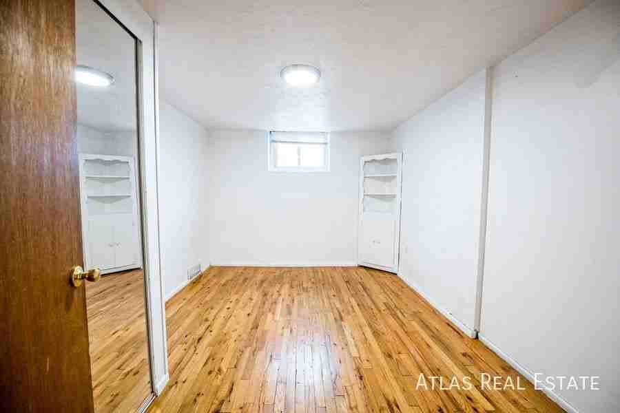 1001 19th St #1 - Photo 3 of 28